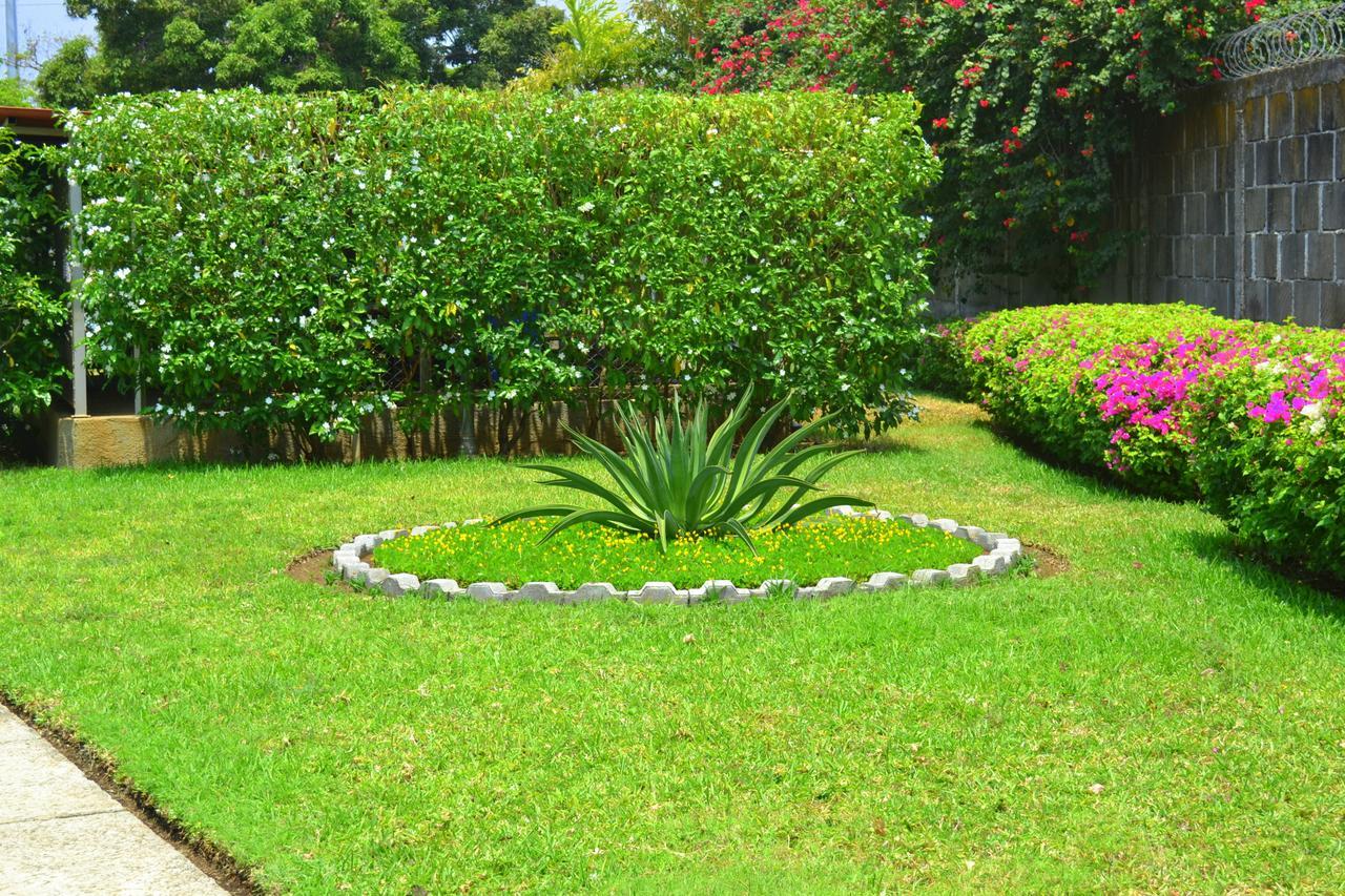 Farallones Hotel Chinandega Δωμάτιο φωτογραφία
