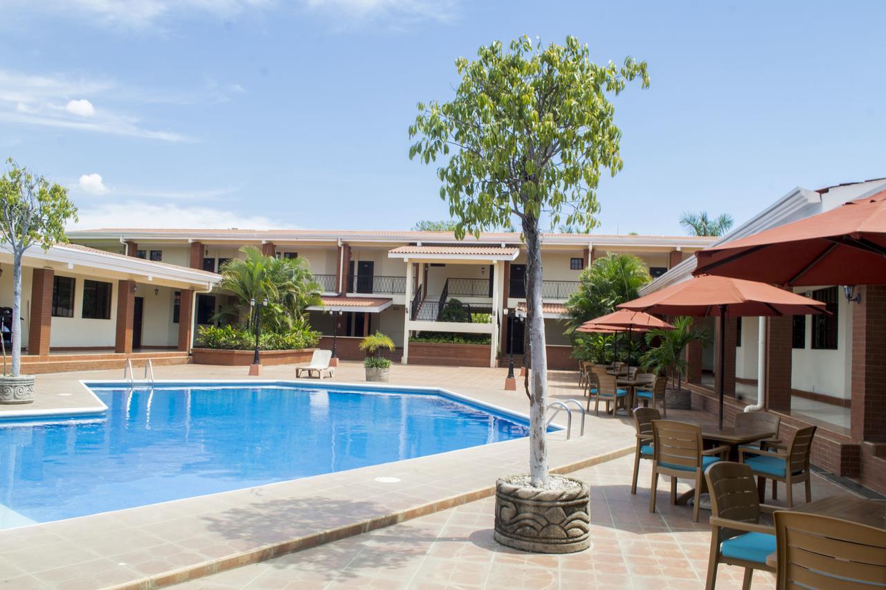 Farallones Hotel Chinandega Εξωτερικό φωτογραφία