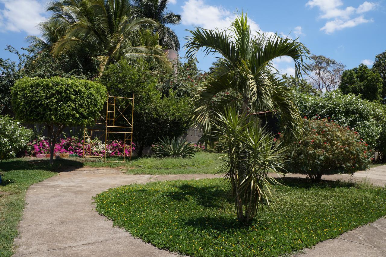 Farallones Hotel Chinandega Εξωτερικό φωτογραφία