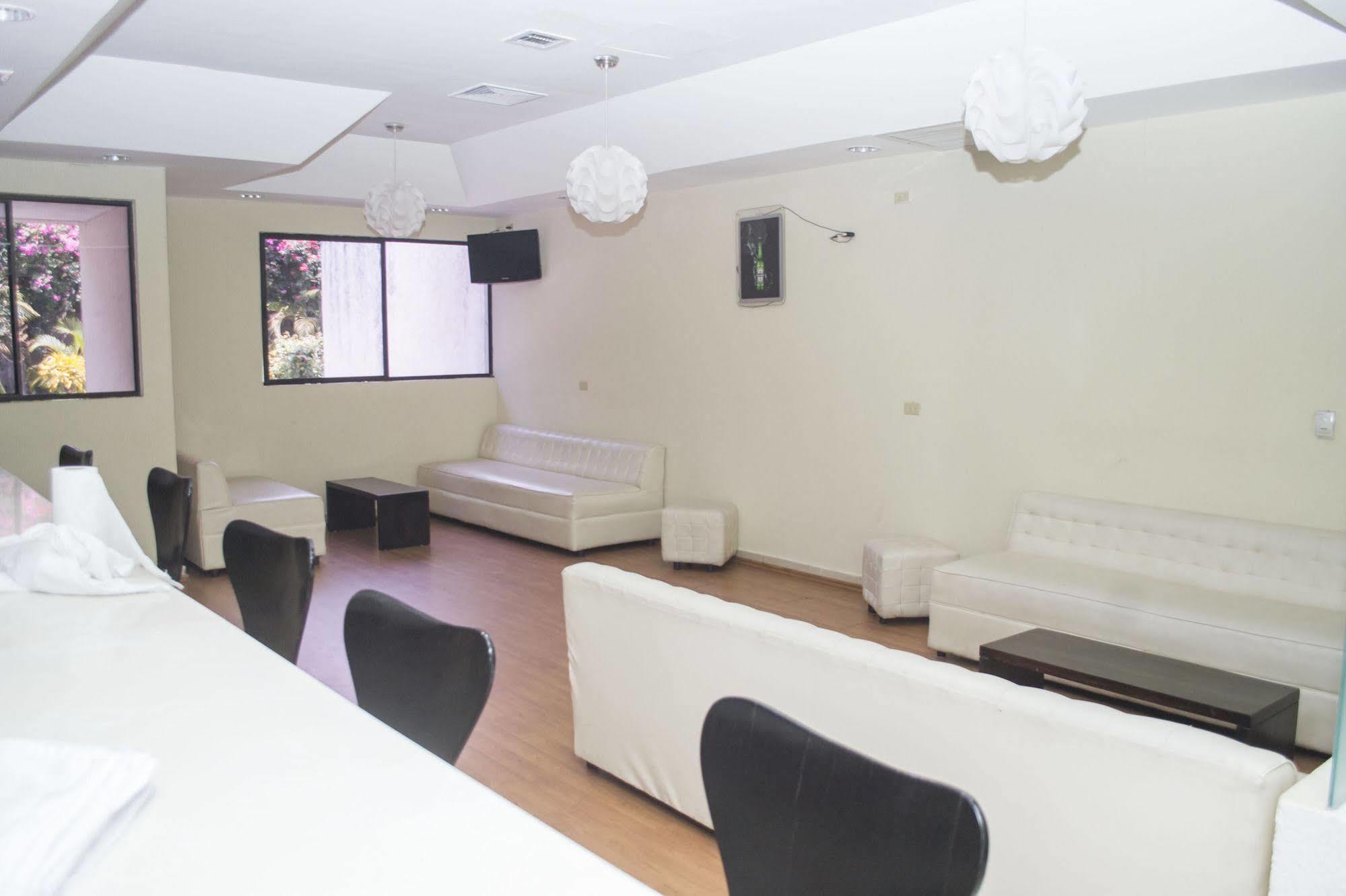 Farallones Hotel Chinandega Εξωτερικό φωτογραφία
