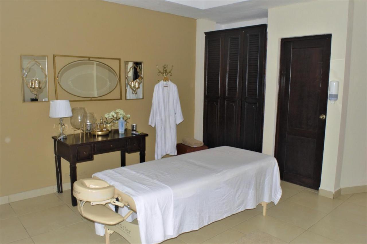 Farallones Hotel Chinandega Εξωτερικό φωτογραφία